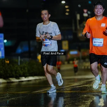 Runner Photo 7778135