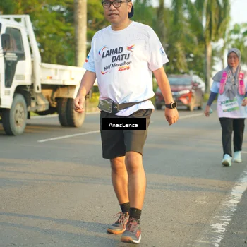 Runner Photo 7778140