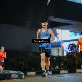 Runner Photo 7778180
