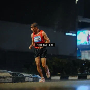 Runner Photo 7778210