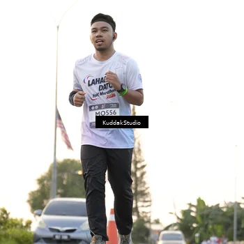 Runner Photo 7778213