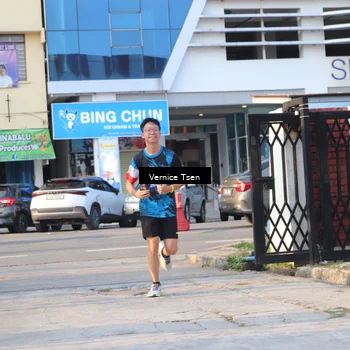 Runner Photo 7778218