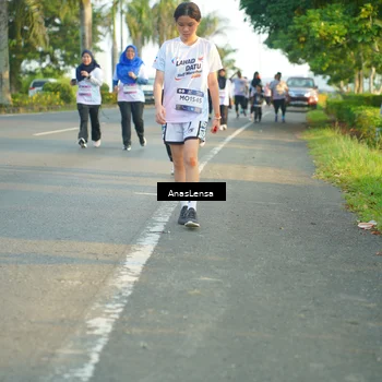 Runner Photo 7778250