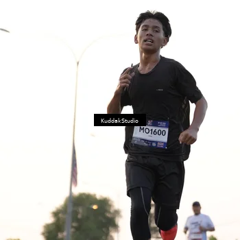 Runner Photo 7778252