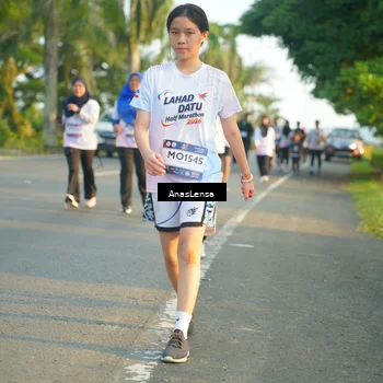 Runner Photo 7778253