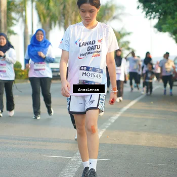 Runner Photo 7778259