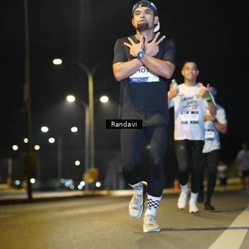 Runner Photo 7778261