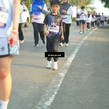 Runner Photo 7778293
