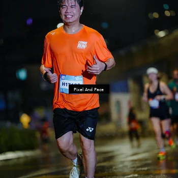 Runner Photo 7778299