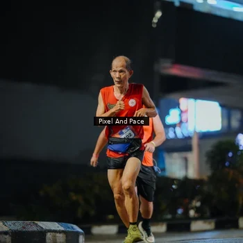 Runner Photo 7778309