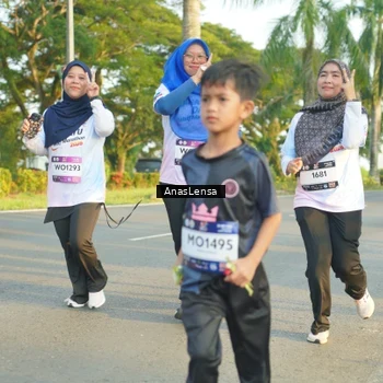 Runner Photo 7778334