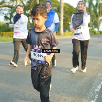 Runner Photo 7778342