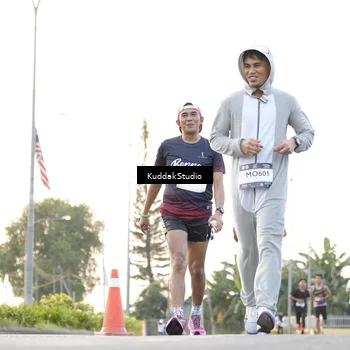 Runner Photo 7778343