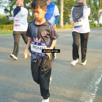 Runner Photo 7778349