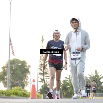 Runner Photo 7778351
