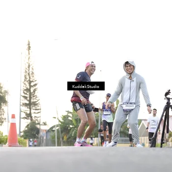 Runner Photo 7778364
