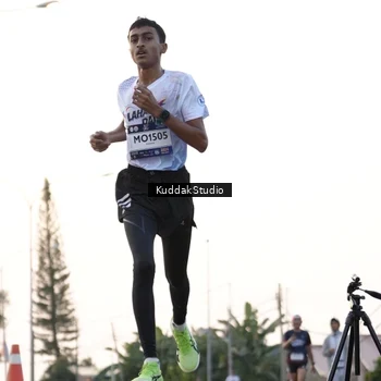 Runner Photo 7778381
