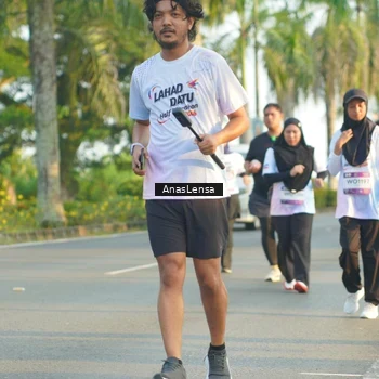 Runner Photo 7778392