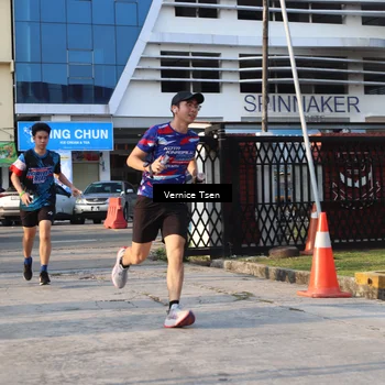 Runner Photo 7778397