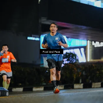 Runner Photo 7778399