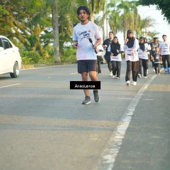 Runner Photo 7778417
