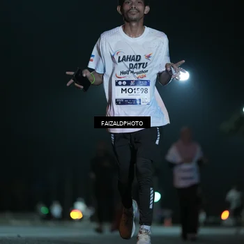 Runner Photo 7778425