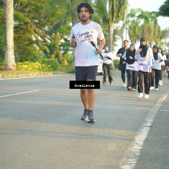 Runner Photo 7778430