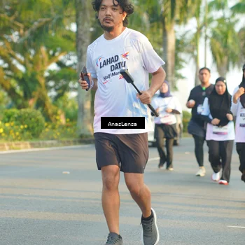 Runner Photo 7778435
