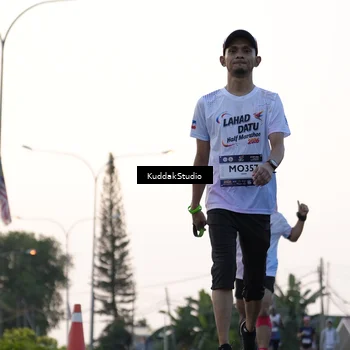 Runner Photo 7778436