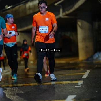 Runner Photo 7778493