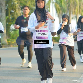 Runner Photo 7778496