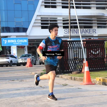 Runner Photo 7778505