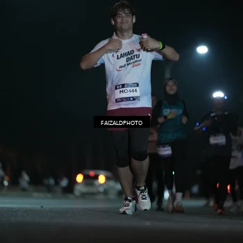 Runner Photo 7778564