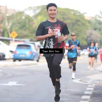 Runner Photo 7778565