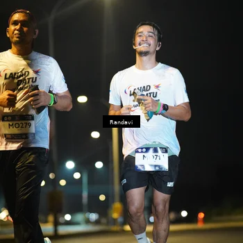 Runner Photo 7778569