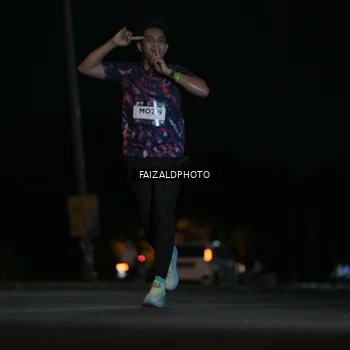 Runner Photo 7778649