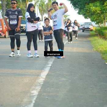 Runner Photo 7778690