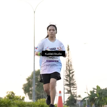 Runner Photo 7778693