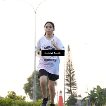 Runner Photo 7778699