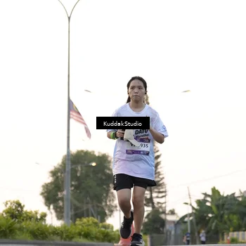 Runner Photo 7778711