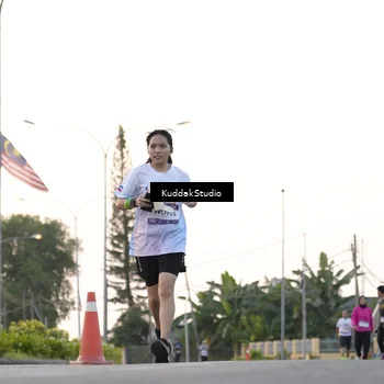 Runner Photo 7778713