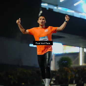 Runner Photo 7778721