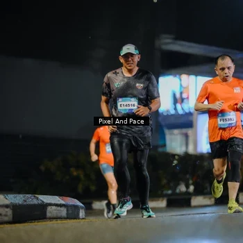 Runner Photo 7778728