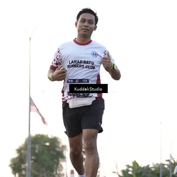 Runner Photo 7778733