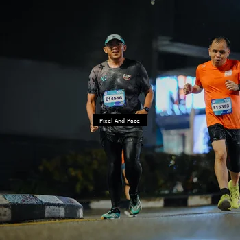 Runner Photo 7778784
