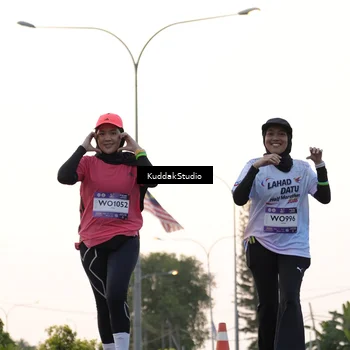 Runner Photo 7778789