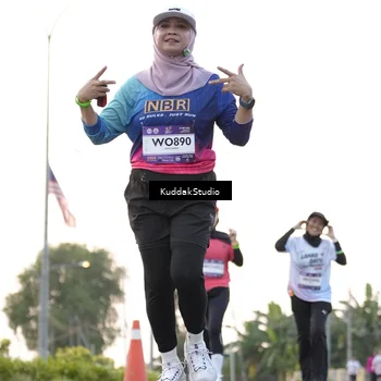 Runner Photo 7778825