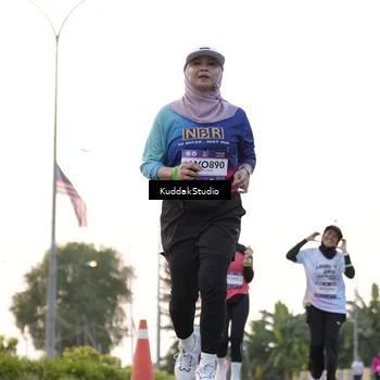 Runner Photo 7778836