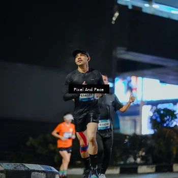 Runner Photo 7778890