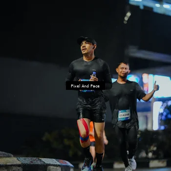 Runner Photo 7778893